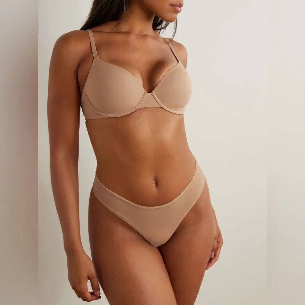 SKIMS Fits Everybody T-Shirt Bra color faded nectar size 38D NWT in packaging - Picture 1 of 6